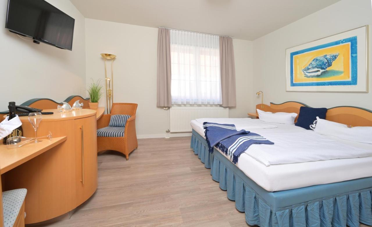 Hotel- & Ferienanlage Kapitaens-Haeuser ブレーゲ エクステリア 写真